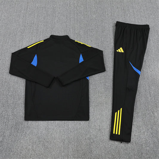 Manchester United 25/26 Tracksuit - Black