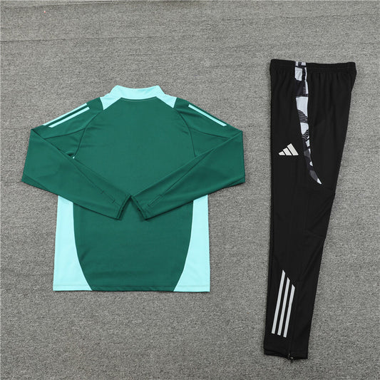 Manchester United 24/25 Tracksuit - Green
