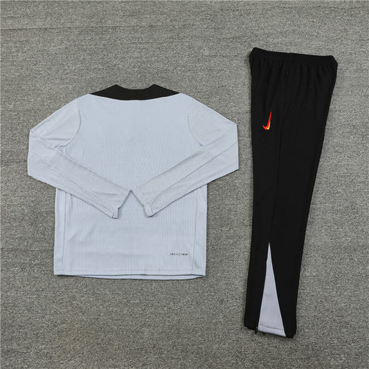 Liverpool 24/25 Tracksuit - Grey