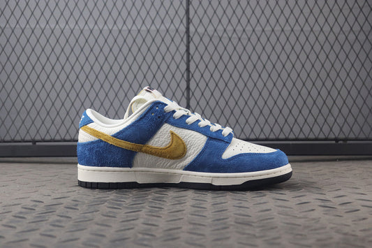 Nike dunk low x kasina 80s bus, all sizes available.