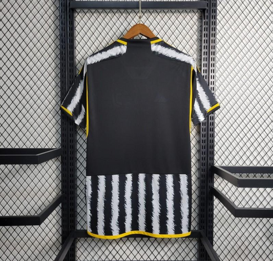 Juventus 23/24 home white/black shirt