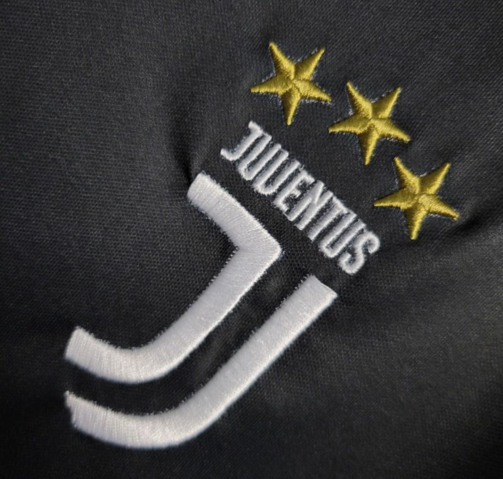 Juventus 19/20 home white/black shirt