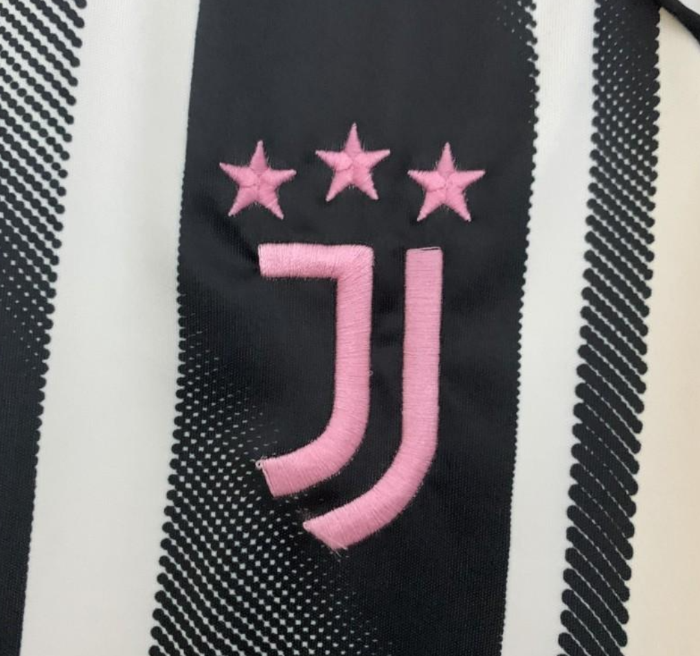 Juventus 25/26 Home Jersey – A Timeless Icon