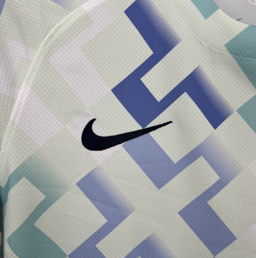 Inter Milan 25/26 Away Jersey – The Statement Kit