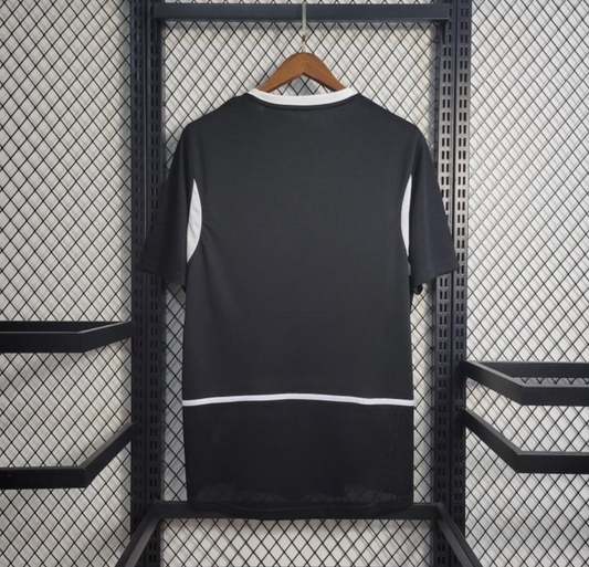 official Brazil 2002 Black Goalkeeper Football Retro Jersey designed by Nike