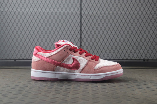 Nike dunk sb low x strangelove, all sizes available.