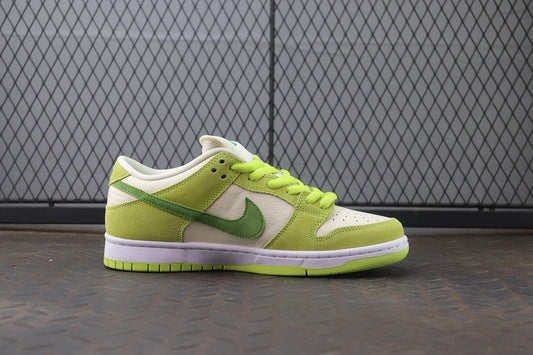 Nike dunk sb low green apple, all sizes available.