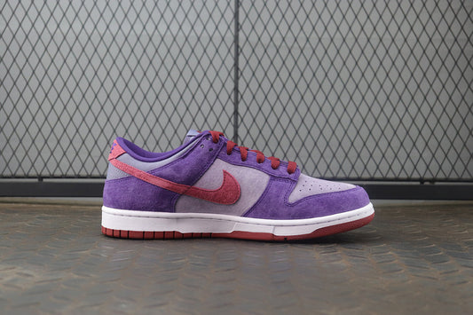 Nike dunk sb low plum, all sizes available.