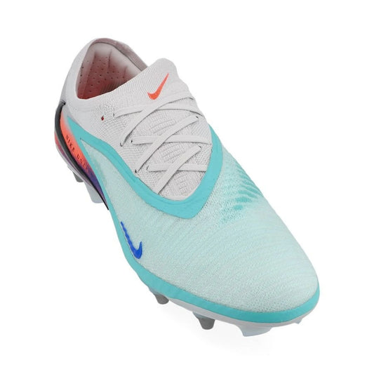 front view of the Nike Phantom 6 Elite Low Cut SG-PRO from the tournament-ready United Pack