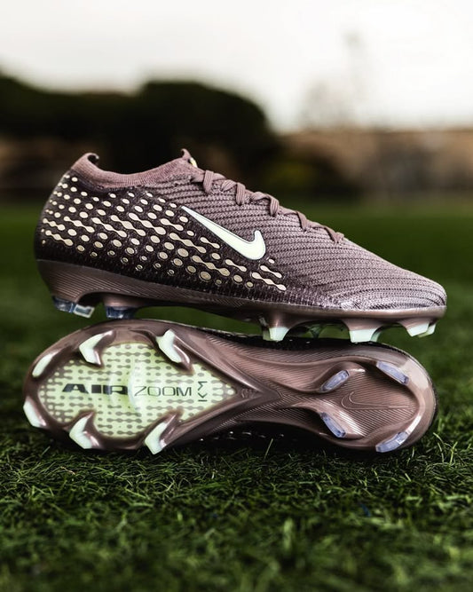 Nike "Mbappe Personal Edition" Pack
