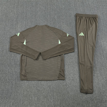 Real Madrid 25/26 Tracksuit - Olive