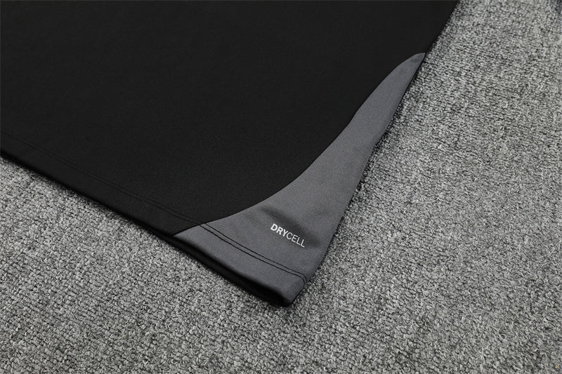 Manchester City 25/26 Tracksuit - Black