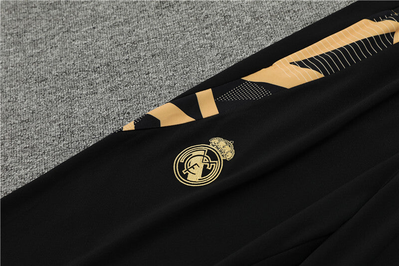 Real Madrid 24/25 Tracksuit - Black