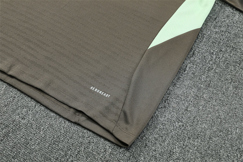 Real Madrid 25/26 Tracksuit - Olive