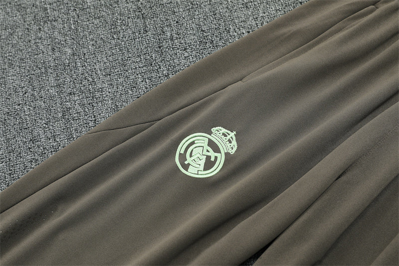 Real Madrid 25/26 Tracksuit - Olive
