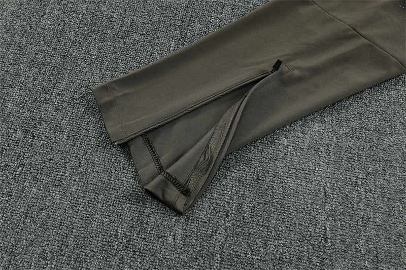 Real Madrid 25/26 Tracksuit - Olive