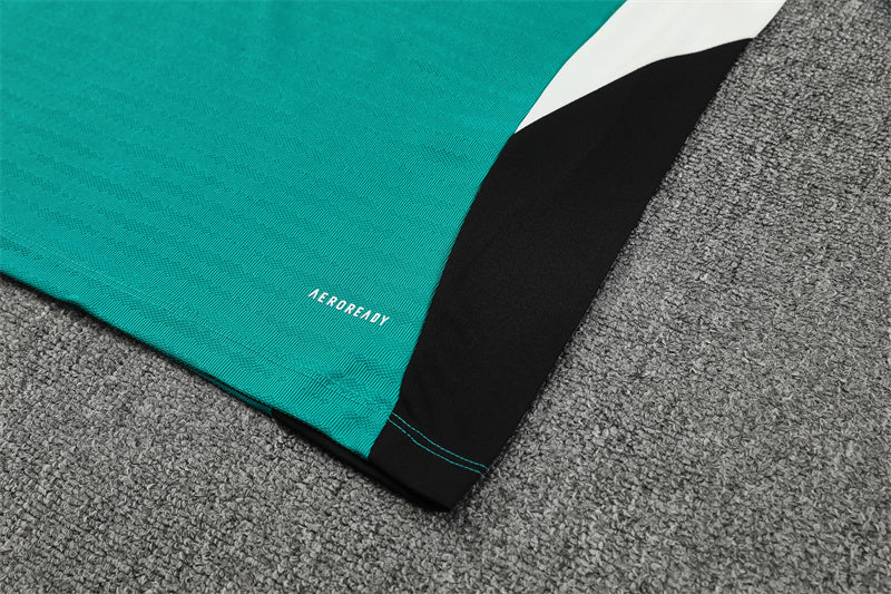 Liverpool 25/26 Tracksuit - Green