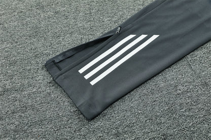 Manchester United 24/25 Tracksuit - Grey