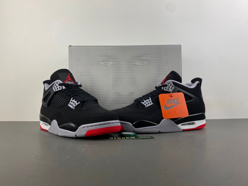 Nike Air Jordan 4 "Bred reinventadas"