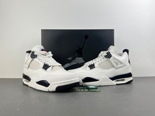 Nike Air Jordan 4 Retro OG "Flight Club"