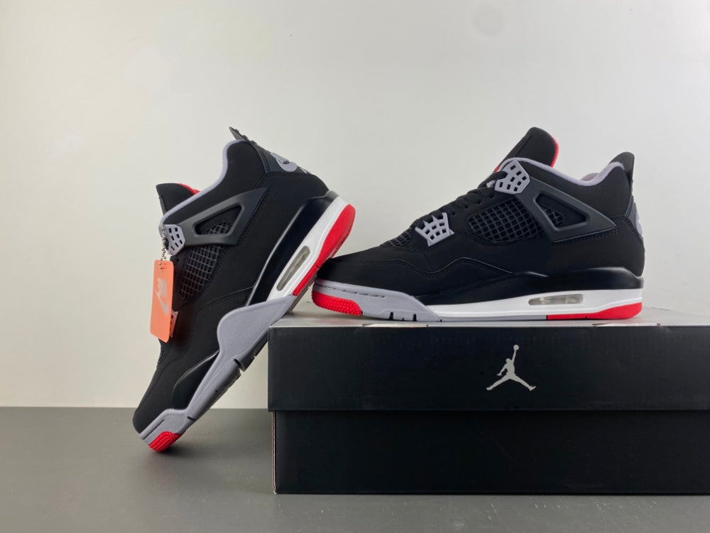 Nike Air Jordan 4 "Bred reinventadas"