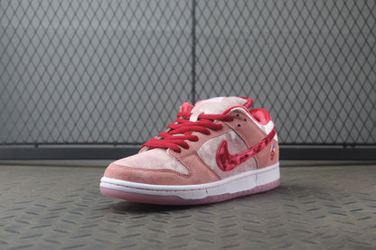 Nike dunk sb low x strangelove, all sizes available.
