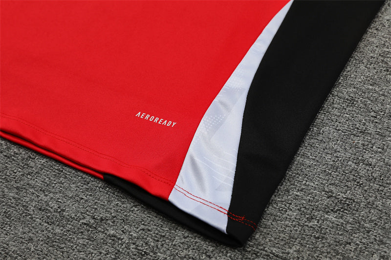 Manchester United 24/25 Tracksuit - Red
