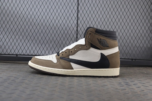 Nike air jordan 1 high x travis scott mocha, all sizes available.