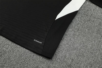 Liverpool FC 25/26 Tracksuit - Black