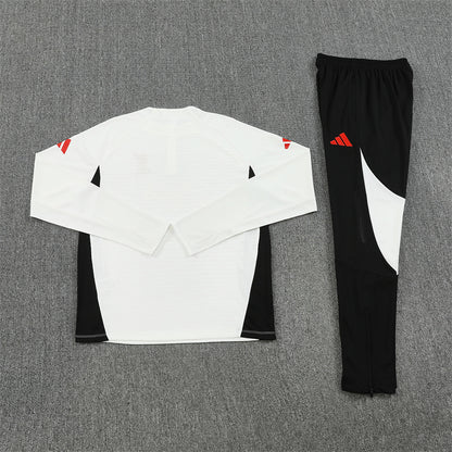 Liverpool FC 25/26 Tracksuit - White