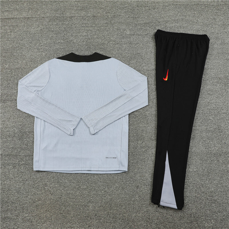 Liverpool 24/25 Tracksuit - Grey