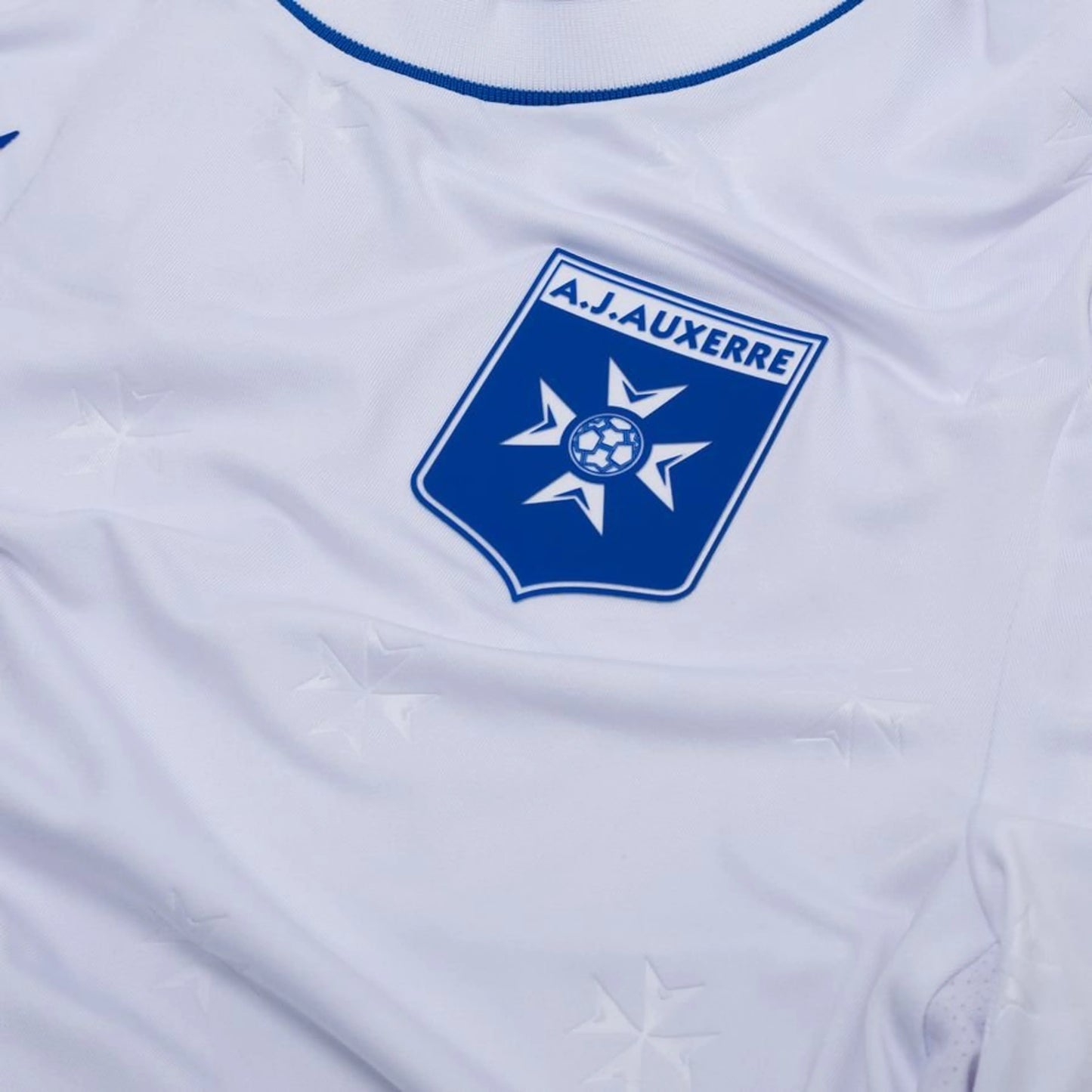 AJ Auxerre 25/26 Home Jersey