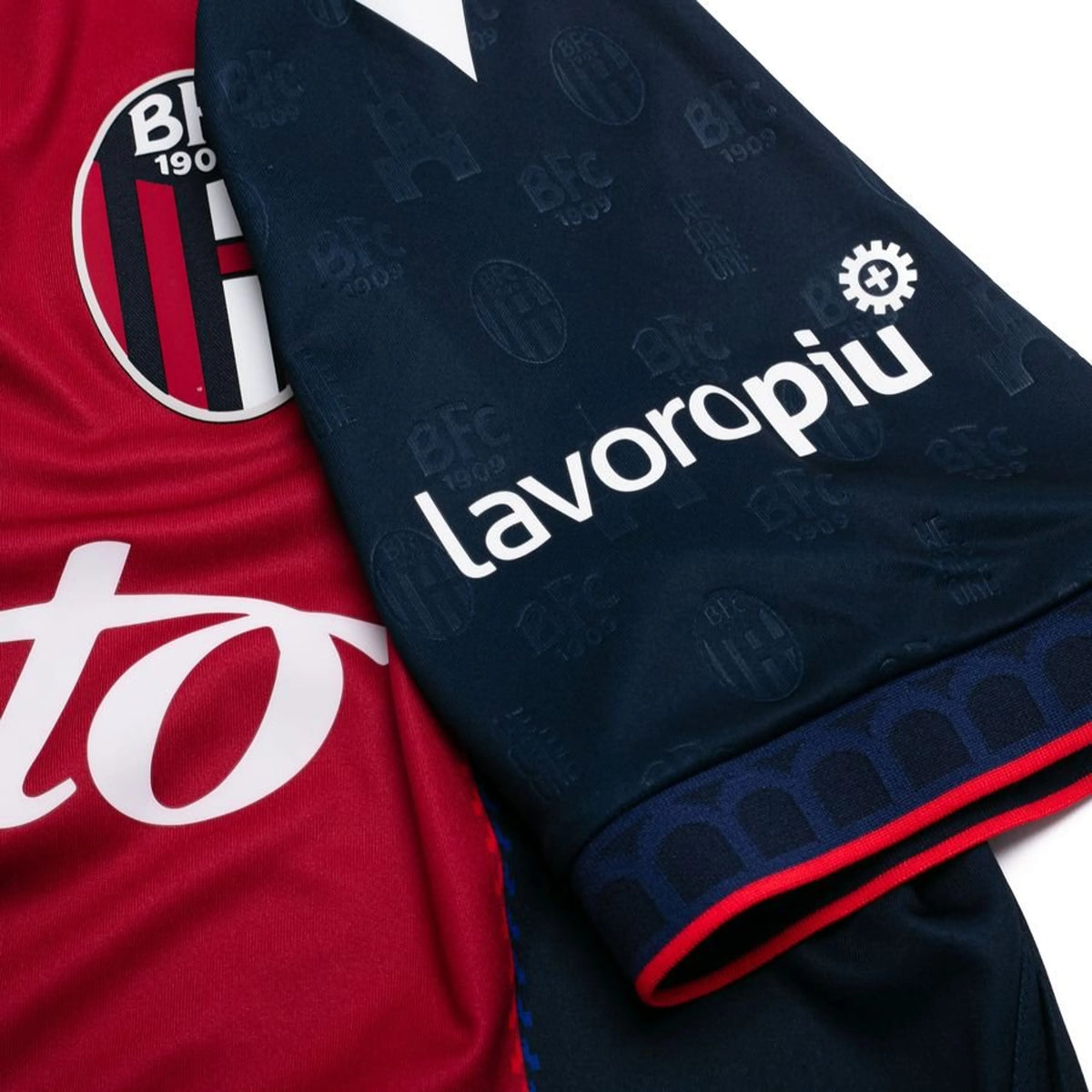 Camiseta de local del Bologna 26/27