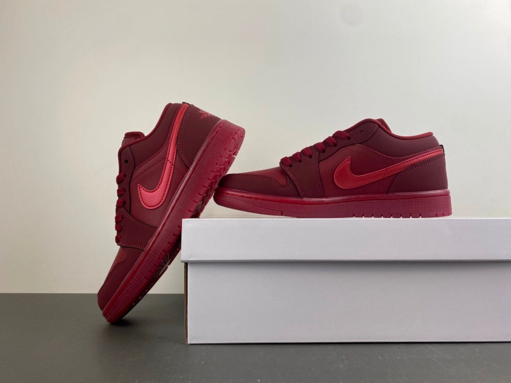 Nike Air Jordan 1 Retro Low SE "Día de San Valentín"