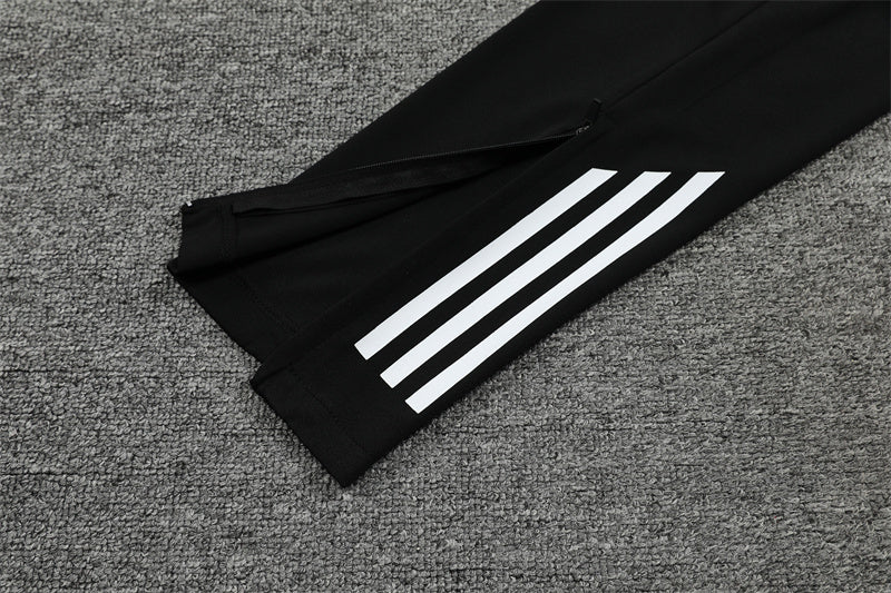 Manchester United 24/25 Tracksuit - Pre Match