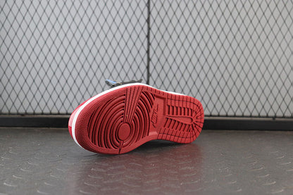 Nike air jordan 1 high fearless, all sizes available.