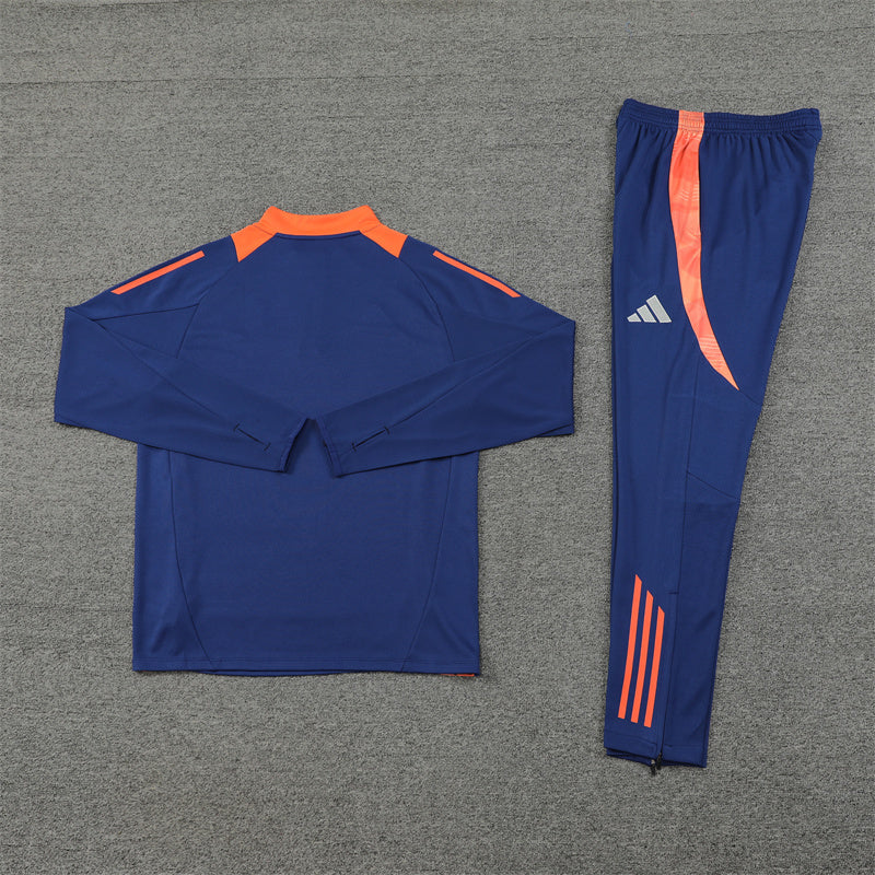 Manchester United 24/25 Tracksuit - Navy
