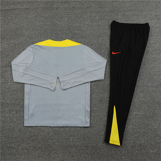 Liverpool 24/25 Tracksuit - Grey