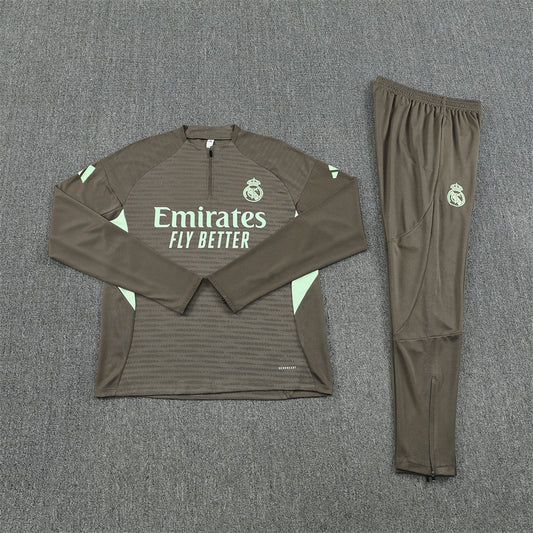 Real Madrid 25/26 Tracksuit - Olive