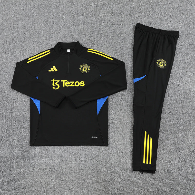 Manchester United 25/26 Tracksuit - Black