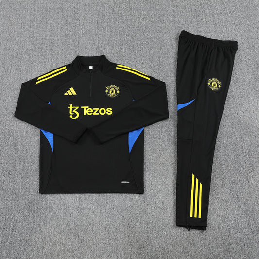 Manchester United 25/26 Tracksuit - Black