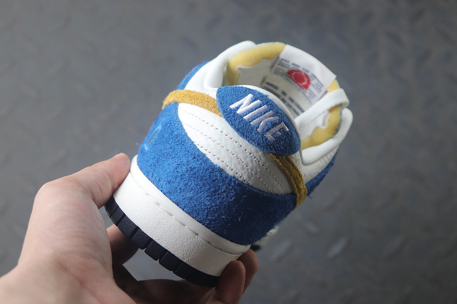 Nike dunk low x kasina 80s bus, all sizes available.
