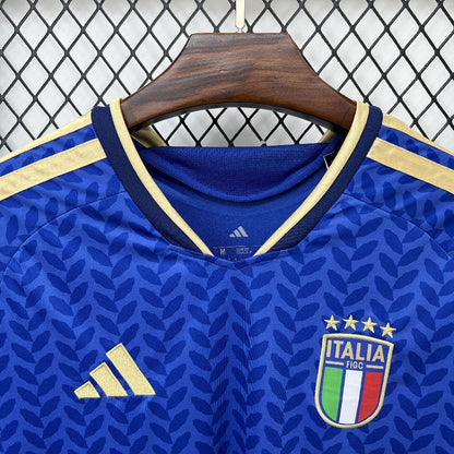 Front Collar view of the Italy 2026 Worldcup Home Blue Jersey with Italian flag logo and Adidas logo.