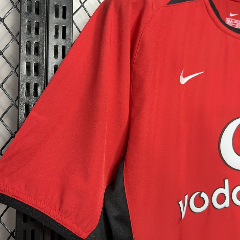 Manchester United 2002/04 Home Retro Jersey