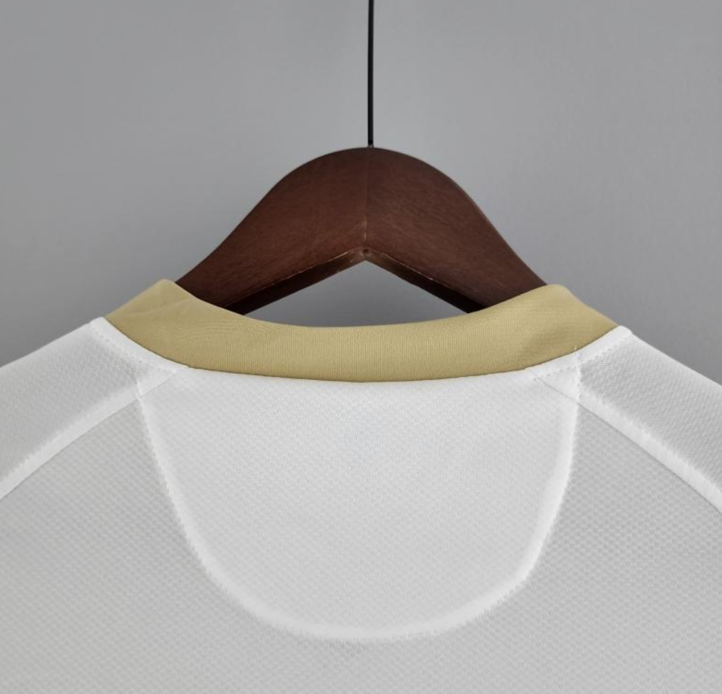 Manchester_United_2006_2007_White_Away_Jersey