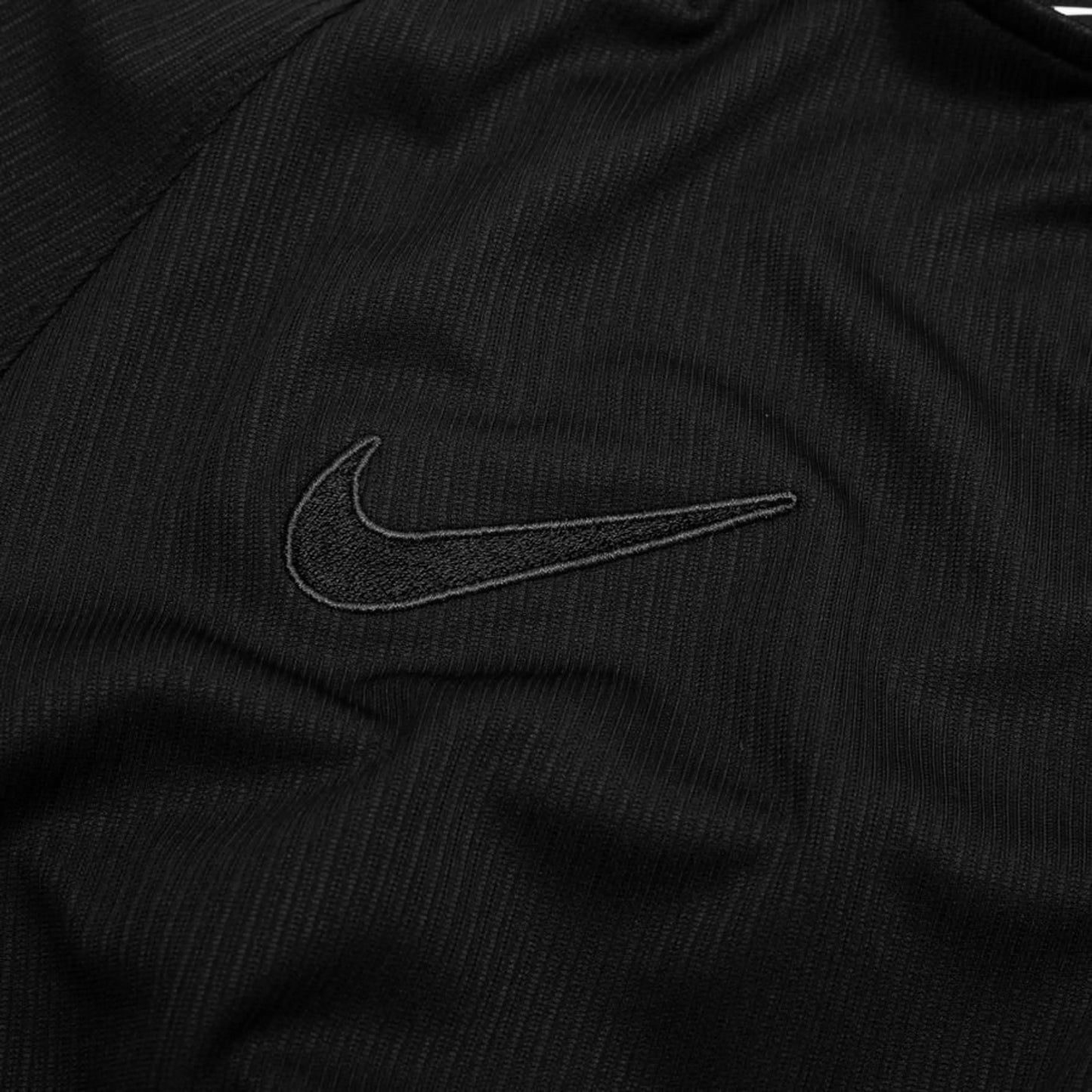 Nike logo view on the Norway 2026 World Cup Away Black Shirt