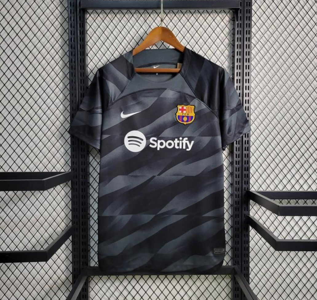 Barcelona 23/24 goalkeeper black shirt