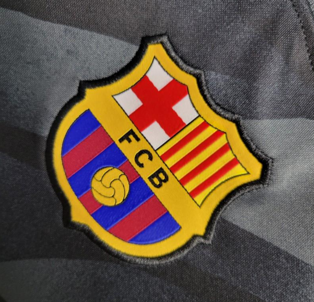 Barcelona 23/24 goalkeeper black shirt