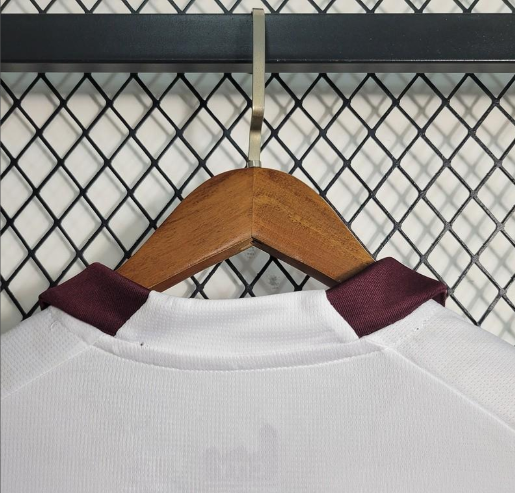 Manchester city 23/24 away white shirt