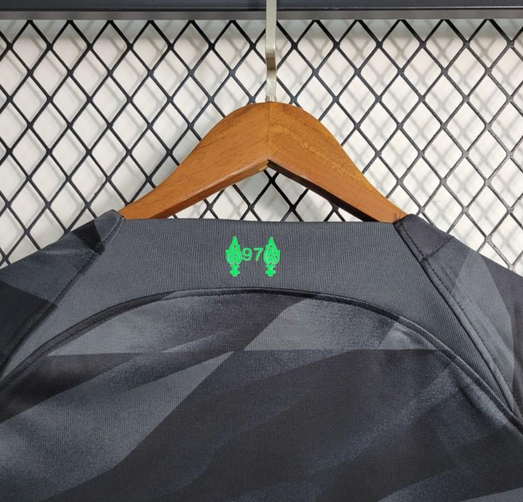 Liverpool 23/24 goalkeeper black shirt